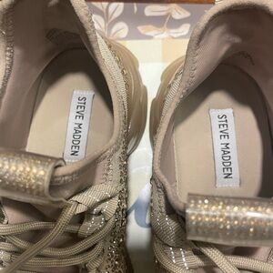 Steve Madden Women's Beige Sneakers